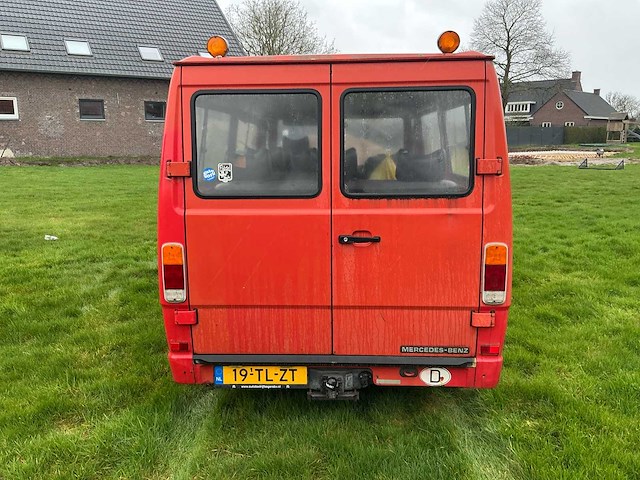 Mercedes-benz - 208 - bedrijfswagen / brandweerwagen - afbeelding 26 van  29