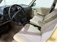 Mercedes-benz - 230 - 200-280 (w123) oldtimer - 1979 - afbeelding 4 van  32