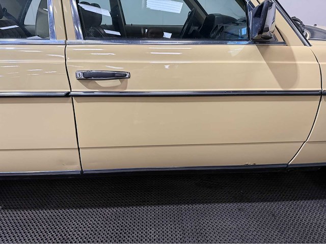 Mercedes-benz - 230 - 200-280 (w123) oldtimer - 1979 - afbeelding 18 van  32