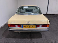 Mercedes-benz - 230 - 200-280 (w123) oldtimer - 1979 - afbeelding 28 van  32