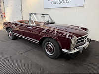 Mercedes-benz - 230 sl - pagode - cabriolet - oldtimer - 1964 - afbeelding 15 van  37