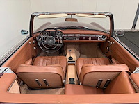Mercedes-benz - 230 sl - pagode - cabriolet - oldtimer - 1964 - afbeelding 19 van  37