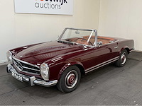 Mercedes-benz - 230 sl - pagode - cabriolet - oldtimer - 1964 - afbeelding 13 van  37