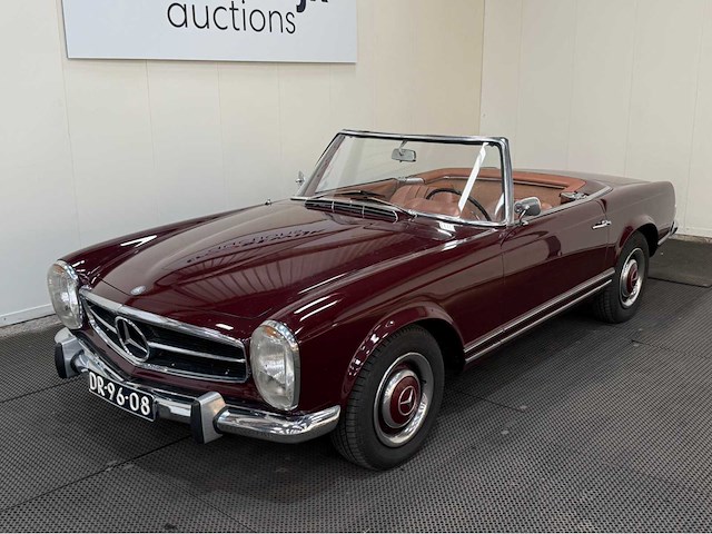 Mercedes-benz - 230 sl - pagode - cabriolet - oldtimer - 1964 - afbeelding 23 van  37