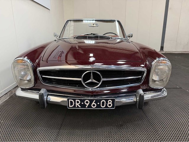 Mercedes-benz - 230 sl - pagode - cabriolet - oldtimer - 1964 - afbeelding 31 van  37