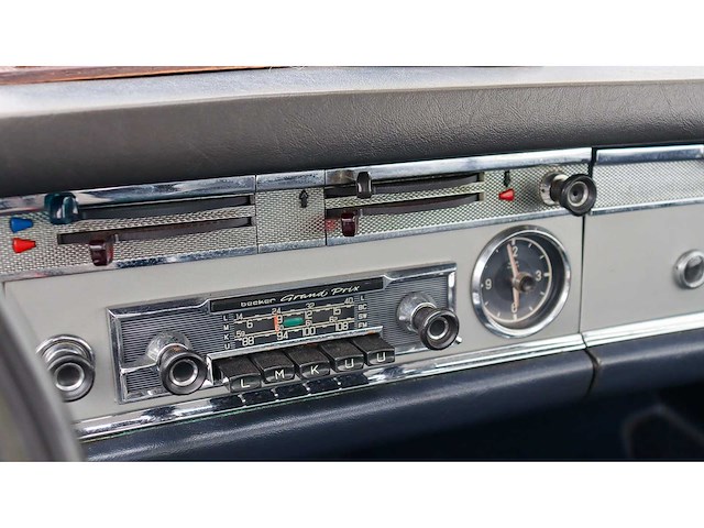 Mercedes-benz - 230 sl automaat - pagode - oldtimer - 09-xg-58 - 1967 - gerestaureerd - afbeelding 7 van  19