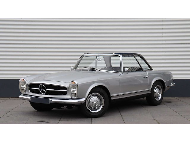 Mercedes-benz - 230 sl automaat - pagode - oldtimer - 09-xg-58 - 1967 - gerestaureerd - afbeelding 1 van  19