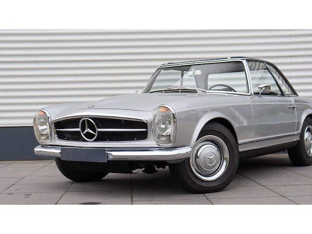 Mercedes-benz - 230 sl automaat - pagode - oldtimer - 09-xg-58 - 1967 - gerestaureerd - afbeelding 12 van  19