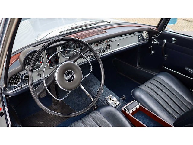 Mercedes-benz - 230 sl automaat - pagode - oldtimer - 09-xg-58 - 1967 - gerestaureerd - afbeelding 4 van  16