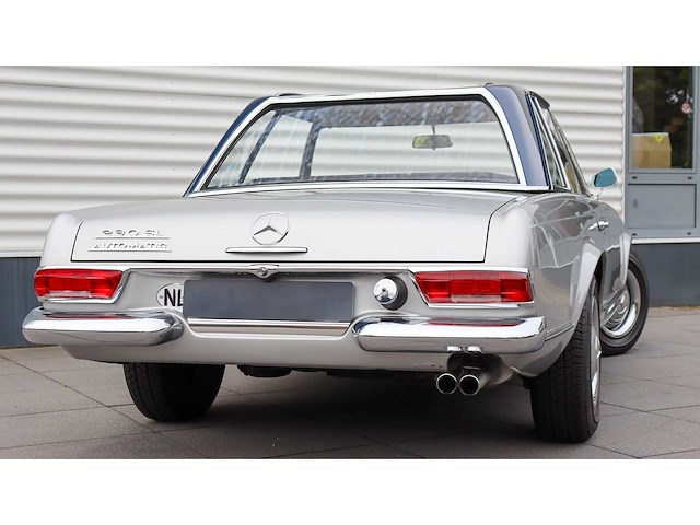 Mercedes-benz - 230 sl automaat - pagode - oldtimer - 09-xg-58 - 1967 - gerestaureerd - afbeelding 12 van  16