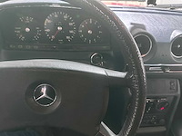 Mercedes-benz - 240 - w123 - l-082-gd- 1982 - afbeelding 19 van  19