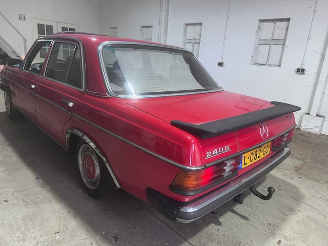 Mercedes-benz - 240 - w123 - l-082-gd- 1982 - afbeelding 12 van  22
