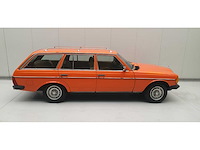 Mercedes-benz - 250 (w123) combi - 250 t - personenauto - afbeelding 3 van  27