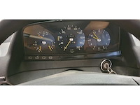 Mercedes-benz - 250 (w123) combi - 250 t - personenauto - afbeelding 13 van  27