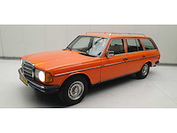 Mercedes-benz - 250 (w123) combi - 250 t - personenauto - afbeelding 22 van  27