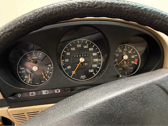 Mercedes-benz - 280 - slc - sl-klasse - oldtimer - 1977 - afbeelding 7 van  36