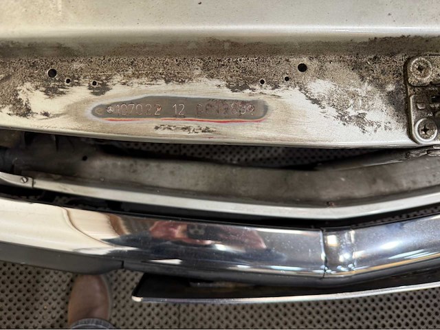 Mercedes-benz - 280 - slc - sl-klasse - oldtimer - 1977 - afbeelding 17 van  36