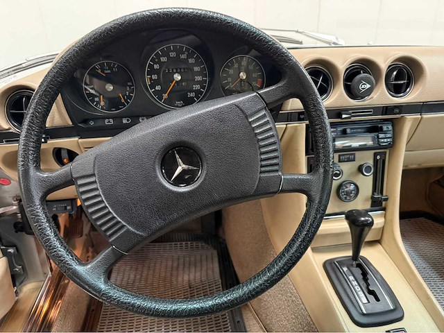 Mercedes-benz - 280 - slc - sl-klasse - oldtimer - 1977 - afbeelding 9 van  36