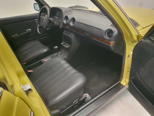 Mercedes-benz - 280 te - w123 - oldtimer - afbeelding 2 van  23
