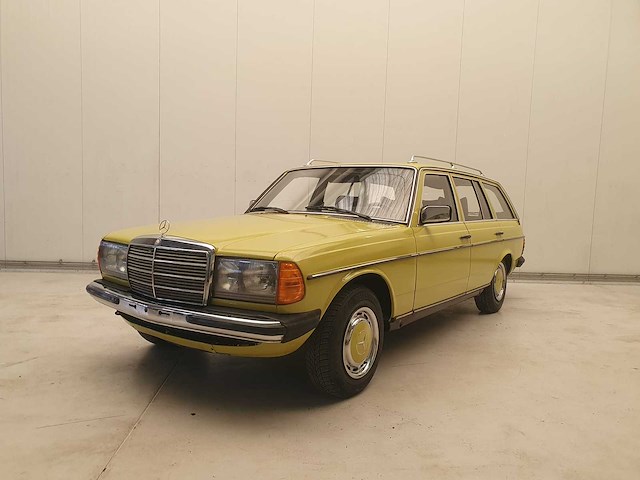 Mercedes-benz - 280 te - w123 - oldtimer - afbeelding 1 van  23
