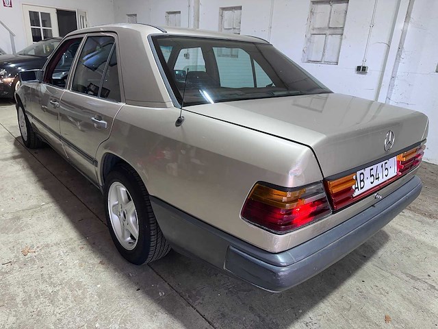 Mercedes-benz - 300d (w124) - 300 dl 6p. - kjv-81-t- 1985 - afbeelding 8 van  12