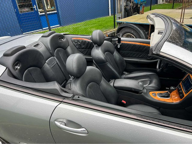 Mercedes-benz - 320 clk-klasse - cabrio - personenauto - 2006 - afbeelding 4 van  33