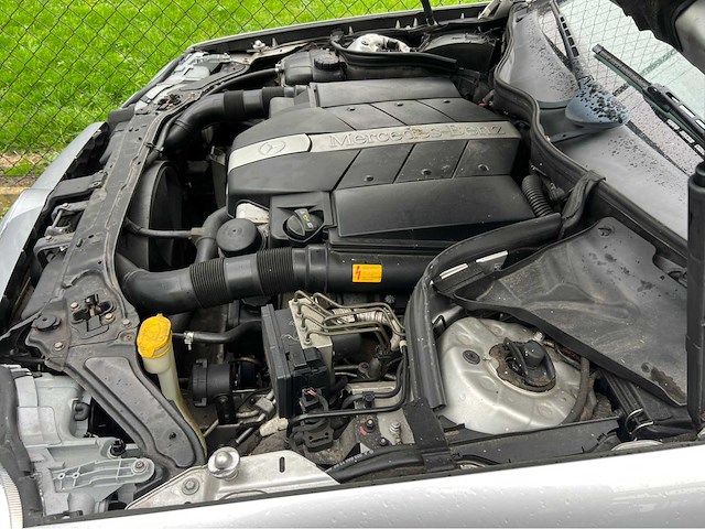 Mercedes-benz - 320 clk-klasse - cabrio - personenauto - 2006 - afbeelding 10 van  33