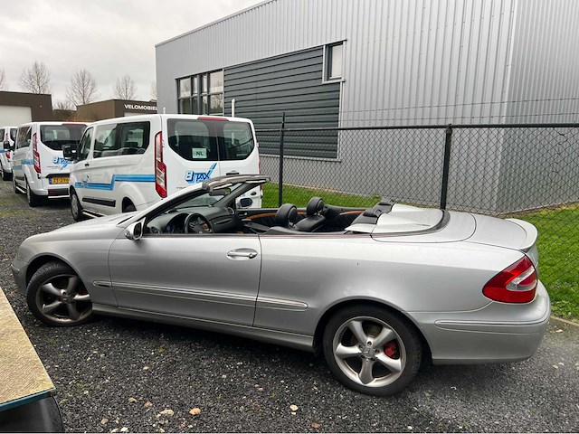 Mercedes-benz - 320 clk-klasse - cabrio - personenauto - 2006 - afbeelding 32 van  33