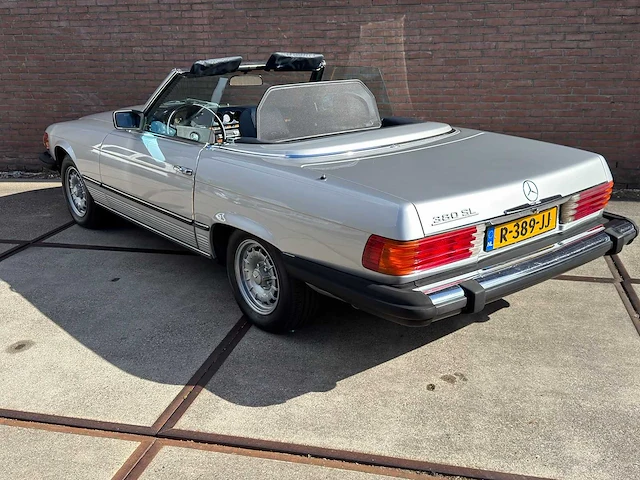 Mercedes-benz - 380 sl - 1984 - r-389-jj - personenauto - afbeelding 2 van  23