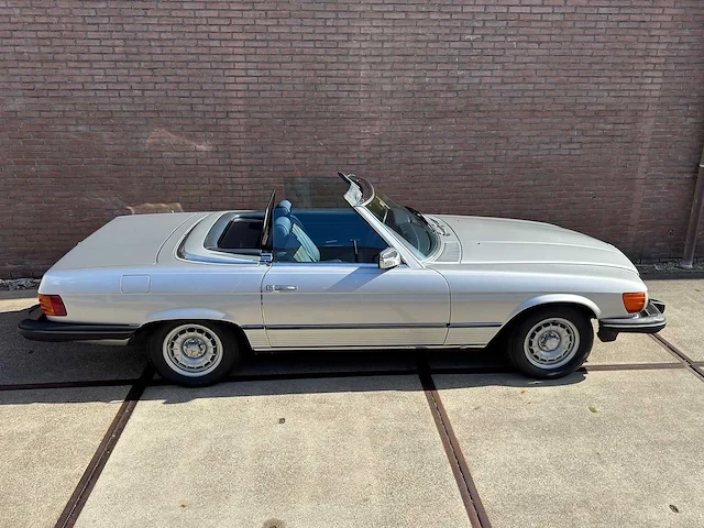 Mercedes-benz - 380 sl - 1984 - r-389-jj - personenauto - afbeelding 3 van  23