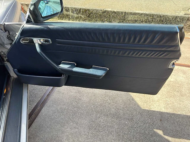 Mercedes-benz - 380 sl - 1984 - r-389-jj - personenauto - afbeelding 14 van  23
