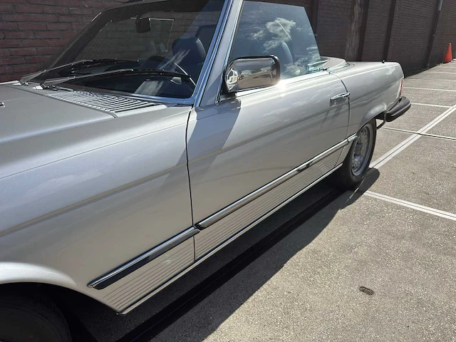 Mercedes-benz - 380 sl - 1984 - r-389-jj - personenauto - afbeelding 21 van  23