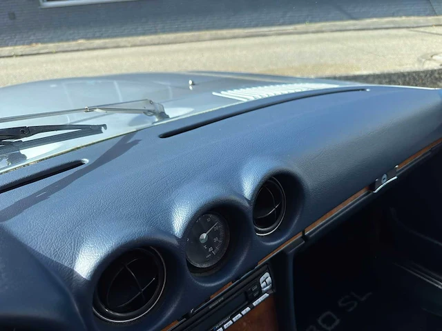 Mercedes-benz - 380 sl - 1984 - r-389-jj - personenauto - afbeelding 15 van  37