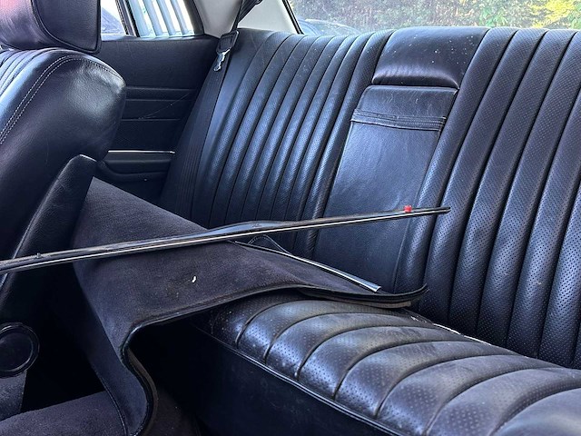 Mercedes-benz - 380 slc - 107 - automaat - 1979 - oldtimer - afbeelding 4 van  8