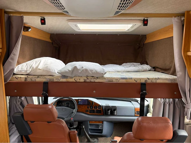 Mercedes-benz - 412 d - tabbert- camper - 1998 - afbeelding 8 van  47