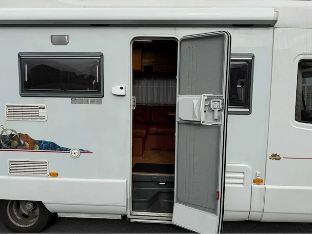 Mercedes-benz - 412 d - tabbert- camper - 1998 - afbeelding 25 van  47