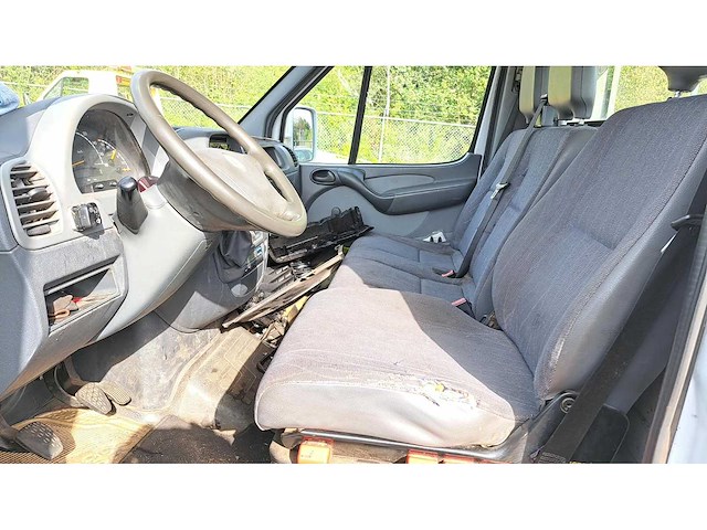 Mercedes-benz - 413 cdi oprijwagen - sprinter - 7-vdt-35 - afbeelding 11 van  14