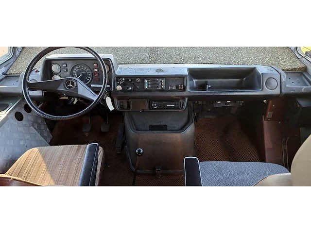 Mercedes-benz - 601 d28 camper - afbeelding 29 van  43