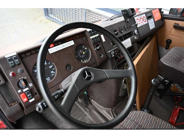 Mercedes benz - 814 - brandweerwagen - afbeelding 4 van  22