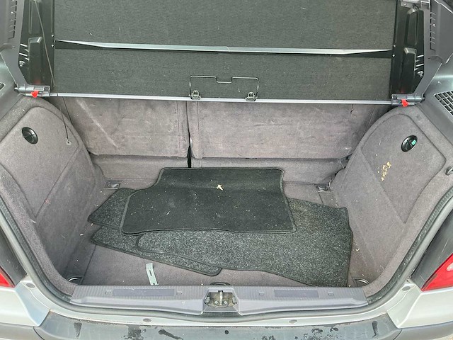 Mercedes-benz - a-klasse - 140 classic lang automaat - car - 2004 - afbeelding 5 van  32