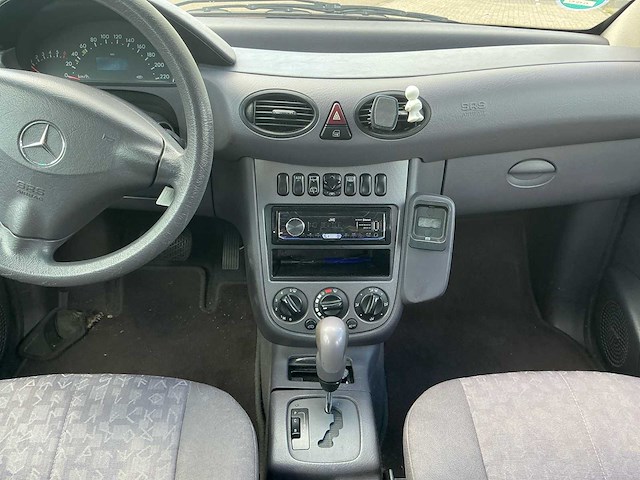 Mercedes-benz - a-klasse - 140 classic lang automaat - car - 2004 - afbeelding 10 van  32