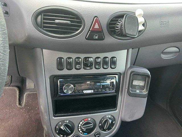 Mercedes-benz - a-klasse - 140 classic lang automaat - car - 2004 - afbeelding 21 van  32