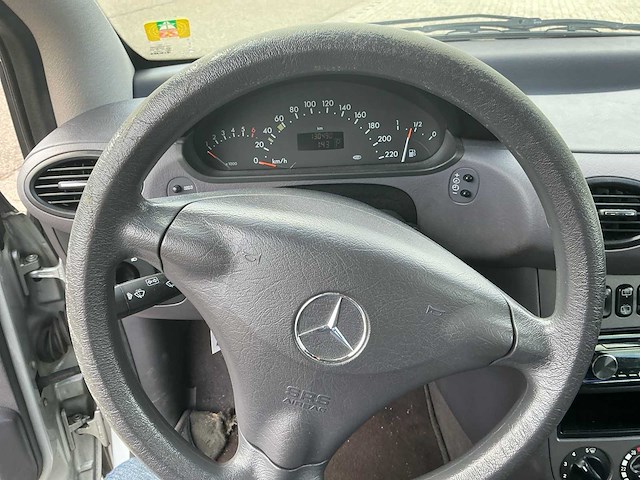 Mercedes-benz - a-klasse - 140 classic lang automaat - car - 2004 - afbeelding 20 van  32