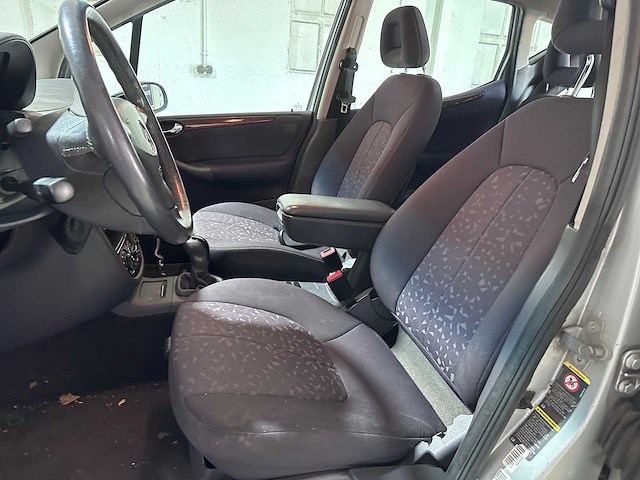 Mercedes-benz - a-klasse - 140 elegance - 85-pf-zk- 2004 - afbeelding 16 van  16