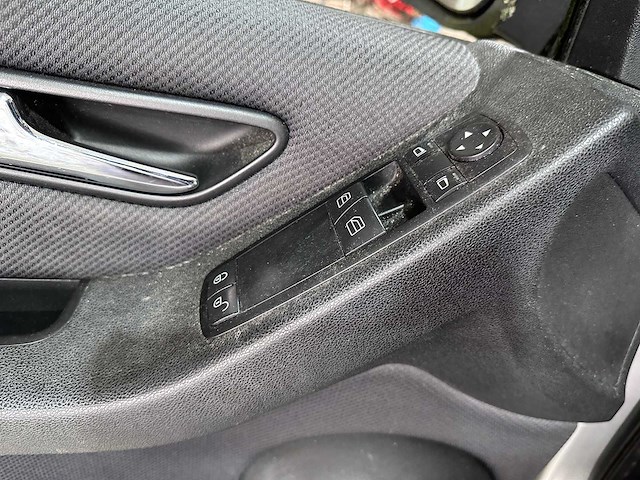 Mercedes-benz - a-klasse - 150 blueeff classic - 70-hrs-4- 2009 - afbeelding 1 van  5