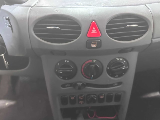 Mercedes-benz - a-klasse - 160 classic automaat- 98-dr-xd- 1999 - afbeelding 10 van  17