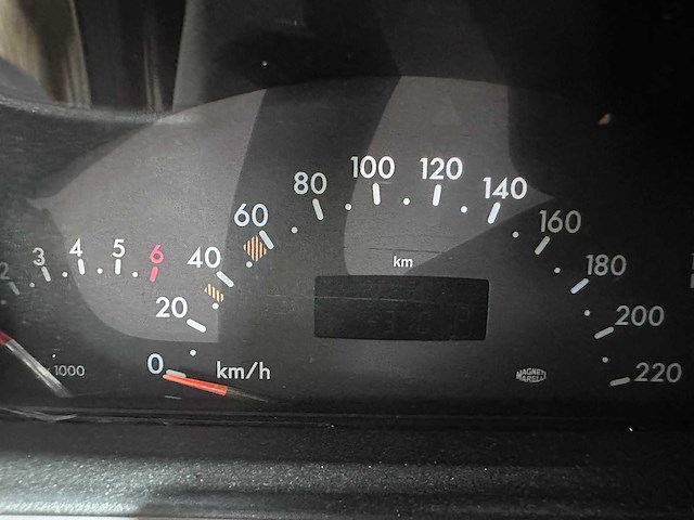 Mercedes-benz - a-klasse - 160 classic automaat- 98-dr-xd- 1999 - afbeelding 11 van  17