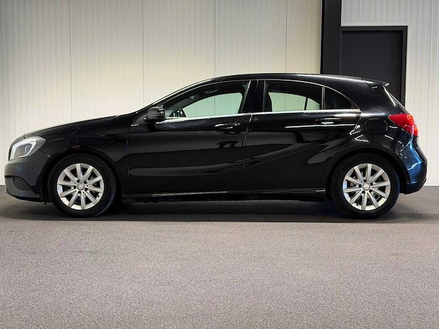 Mercedes-benz - a-klasse - 180 2013 5-klj-49 iaw - afbeelding 9 van  17