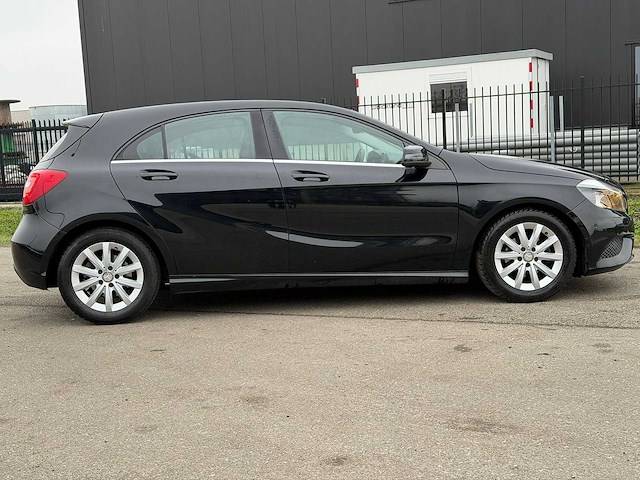 Mercedes-benz - a-klasse - 180 4u3 - car - 2014|8-tgr-29|iaw - afbeelding 19 van  23