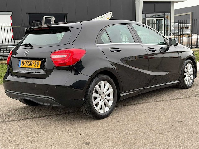 Mercedes-benz - a-klasse - 180 4u3 - car - 2014|8-tgr-29|iaw - afbeelding 21 van  23